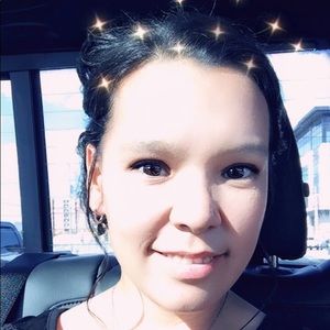 Meet your Posher, Catherine